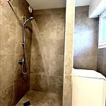 Apartment A 10 Min De *
