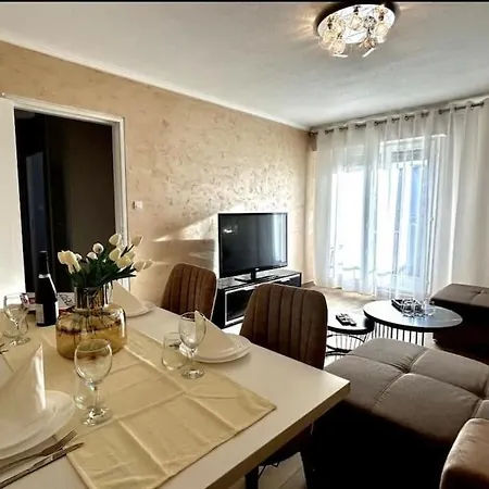 Apartment A 10 Min De *